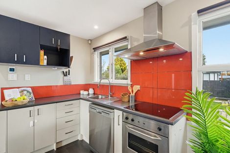 Photo of property in 1/397 Sawyers Arms Road, Harewood, Christchurch, 8051