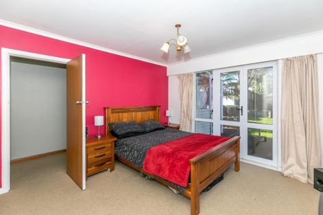 Photo of property in 15 Livingstone Avenue, Nawton, Hamilton, 3200