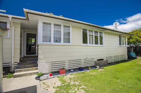 Photo of property in 44 Lyell Road, Outer Kaiti, Gisborne, 4010