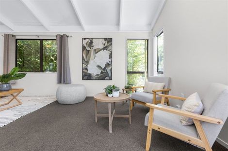 Photo of property in 84 Milton Road, Bluff Hill, Napier, 4110