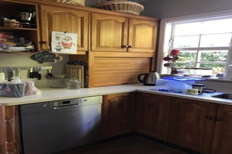 Photo of property in 11 Khouri Avenue, Karori, Wellington, 6012