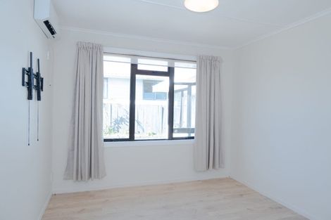 Photo of property in 12 Pomaria Road, Henderson, Auckland, 0610