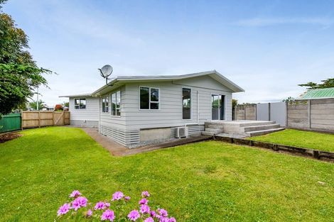 Photo of property in 50 Sole Avenue, Bell Block, New Plymouth, 4312