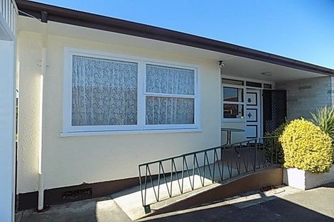 Photo of property in 4/608 Heretaunga Street East, Parkvale, Hastings, 4122