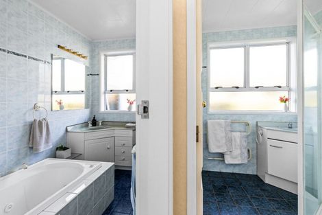 Photo of property in 39 Lucknow Road, Havelock North, 4130