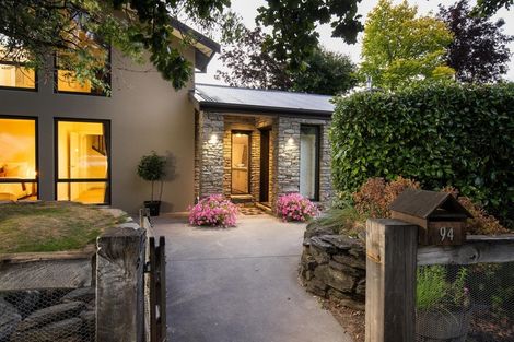 Photo of property in 94 Centennial Avenue, Arrowtown, 9302