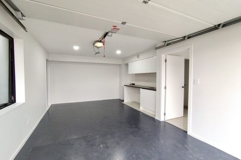 Photo of property in 1 Malone Road, Waterloo, Lower Hutt, 5011