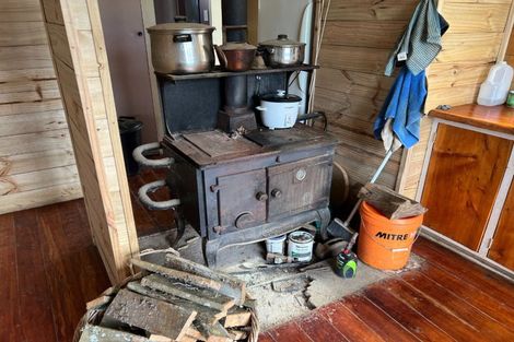 Photo of property in 141 Valley Road, Woodville, 4998