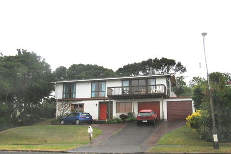 Photo of property in 57 Chelsea View Drive, Chatswood, Auckland, 0626