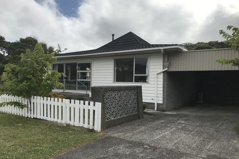 Photo of property in 21a Beauchamp Street, Tawa, Wellington, 5028