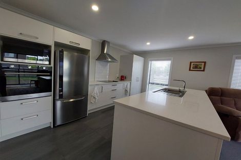 Photo of property in 18 Ridgedale Crescent, Flagstaff, Hamilton, 3210