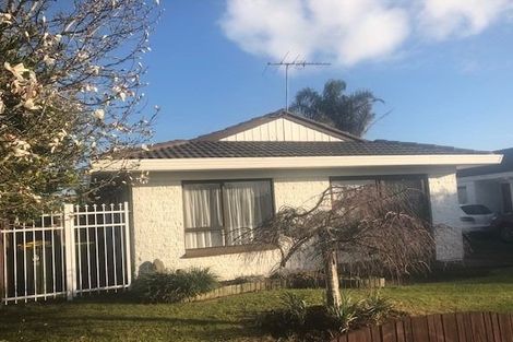 Photo of property in 2a Roys Road, Weymouth, Auckland, 2103