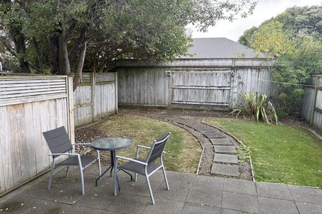 Photo of property in 109 Heretaunga Street, Palmerston North, 4414