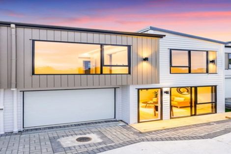 Photo of property in 3/59 Howe Street, Howick, Auckland, 2014