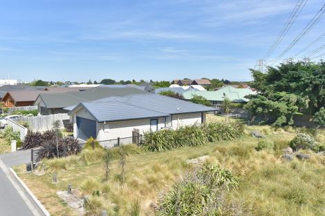 Photo of property in 15 Taggart Place, Sockburn, Christchurch, 8042