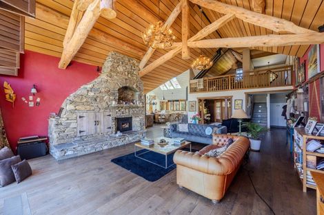 Photo of property in 270 Beacon Point Road, Wanaka, 9305