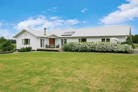 Photo of property in 31 Otawa Drive, West Taratahi, Masterton, 5887