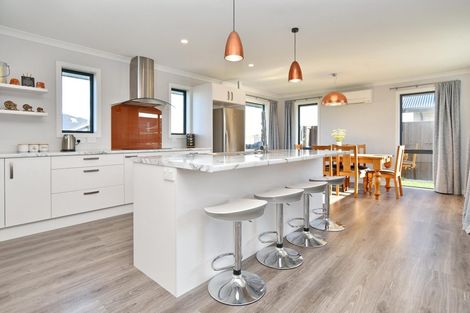 Photo of property in 8 Claremont Crescent, Amberley, 7410