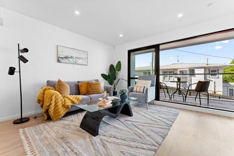 Photo of property in 5/18 Sylvan Crescent, Te Atatu South, Auckland, 0610