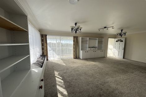 Photo of property in 424 Old Te Atatu Road, Te Atatu Peninsula, Auckland, 0610