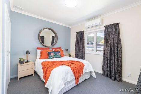 Photo of property in 1/25 Vincent Street, Waterloo, Lower Hutt, 5011