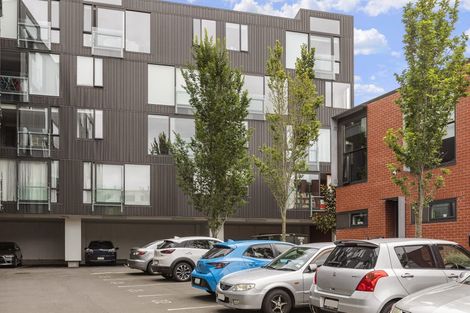 Photo of property in Nouvo Apartments, 4e/21 Rugby Street, Mount Cook, Wellington, 6021