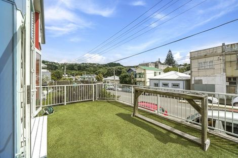 Photo of property in 2/21 Luxford Street, Berhampore, Wellington, 6023