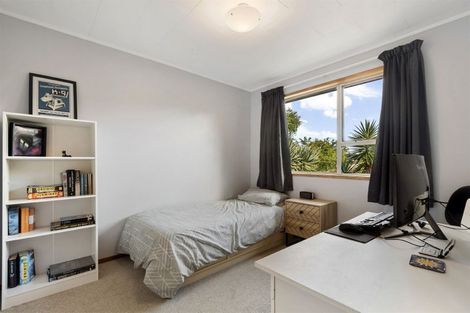 Photo of property in 1 Cranston Street, Torbay, Auckland, 0632