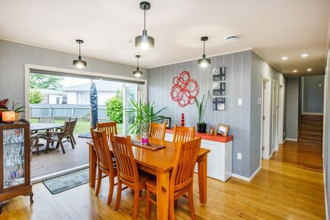 Photo of property in 2 Swansea Street, Hokowhitu, Palmerston North, 4410