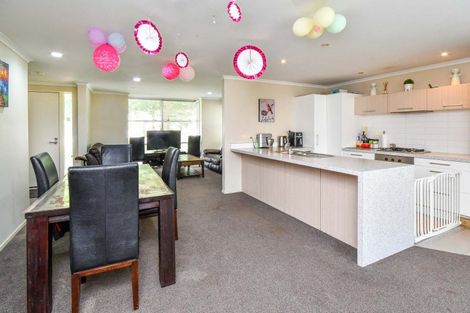 Photo of property in 53 Bruce Pulman Drive, Takanini, 2112