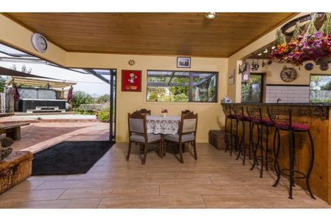 Photo of property in 12 Moreland Place, Mapua, 7005