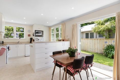 Photo of property in 32 Shirley Street, Karori, Wellington, 6012