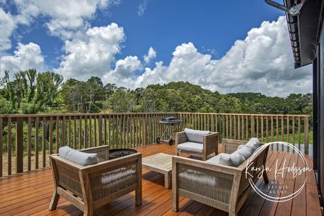 Photo of property in 37 Judd Road, Maungaturoto, 0520