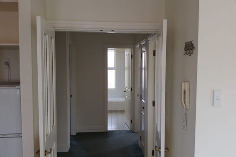 Photo of property in 18 Hill Street, Thorndon, Wellington, 6011