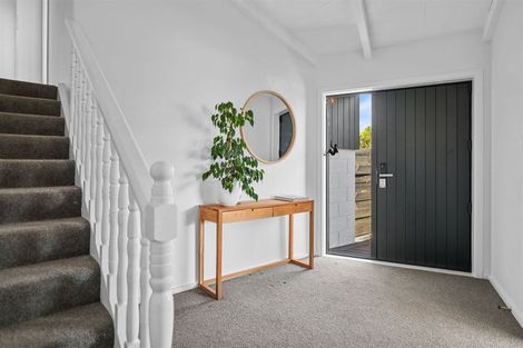 Photo of property in 11 Lombard Place, Avonhead, Christchurch, 8042