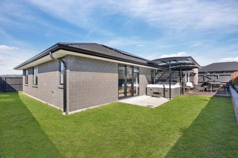 Photo of property in 5 Coad Lane, Pyes Pa, Tauranga, 3112
