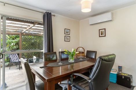 Photo of property in 121 Oreil Avenue, West Harbour, Auckland, 0618