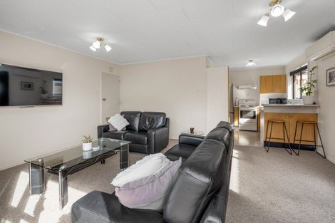 Photo of property in 2/5 Eskvale Street, Saint Kilda, Dunedin, 9012