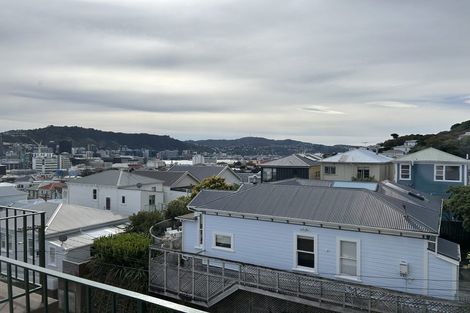 Photo of property in 7/4 Scarborough Terrace, Mount Victoria, Wellington, 6011