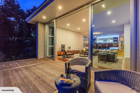 Photo of property in 5c Church Street, Devonport, Auckland, 0624