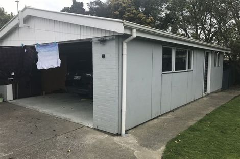 Photo of property in 10 Cotswold Avenue, Bishopdale, Christchurch, 8053