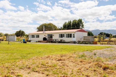 Photo of property in 18 Martin Road, Papatawa, Woodville, 4998