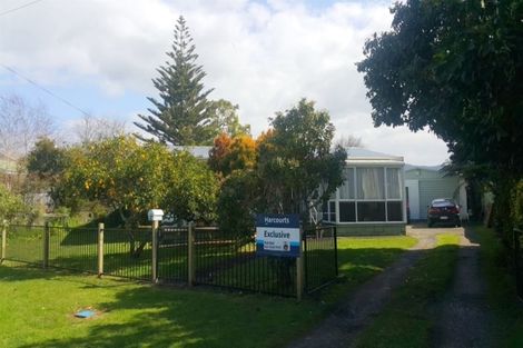 Photo of property in 20 Cook Drive, Whitianga, 3510