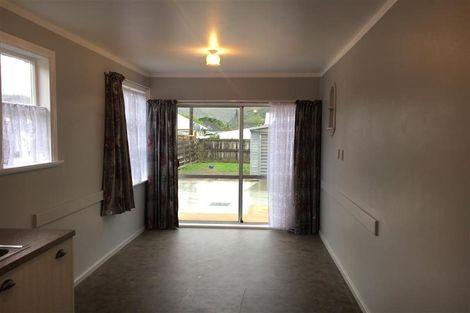 Photo of property in 43 Petherick Street, Taita, Lower Hutt, 5011