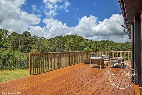 Photo of property in 37 Judd Road, Maungaturoto, 0520