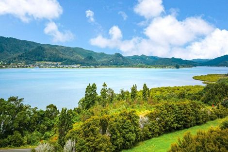 Photo of property in 43 Main Sh25 Road, Tairua, 3579