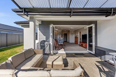 Photo of property in 22 Kaituna Place, Te Awa, Napier, 4110
