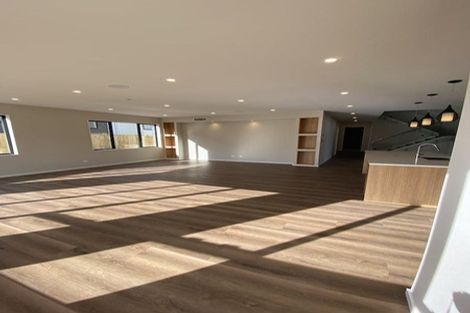 Photo of property in 5 Bendridge Street, Flat Bush, Auckland, 2019