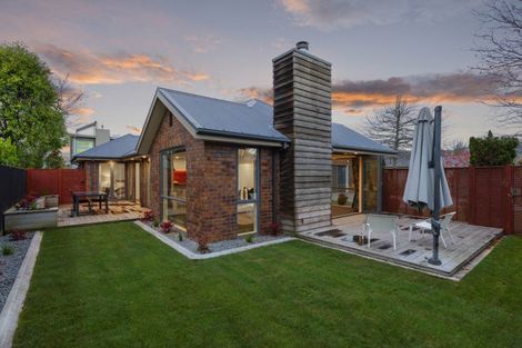 Photo of property in 11c Tainui Street, Somerfield, Christchurch, 8024