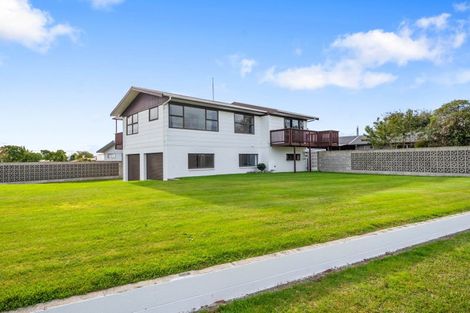 Photo of property in 2 Thackeray Place, Owhata, Rotorua, 3010